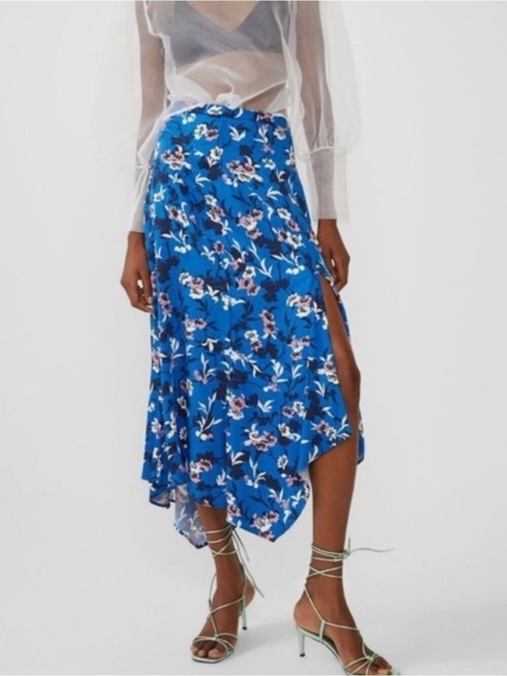 Zara Blue Floral Asymmetrical Skirt SZ: L